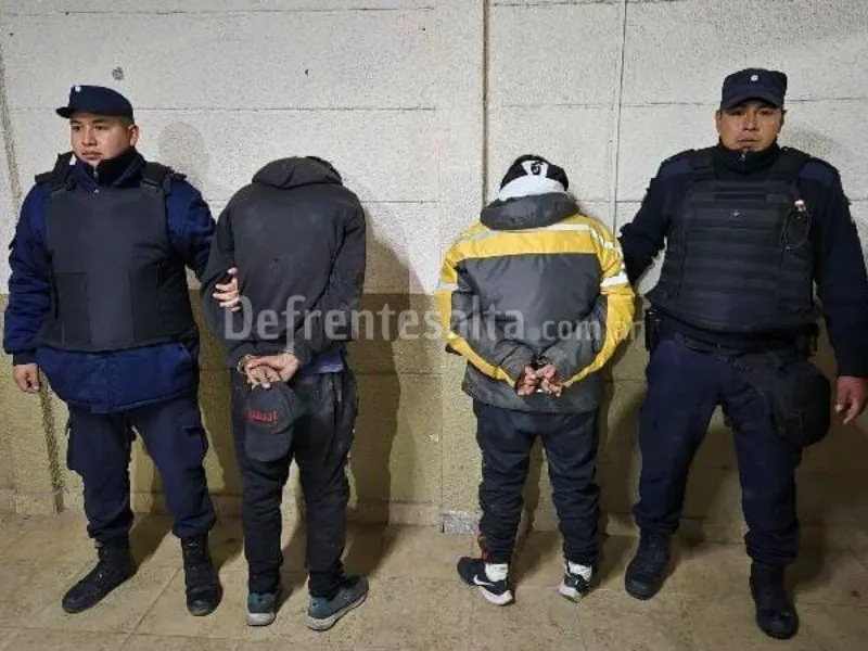 Los detenidos por robo.
