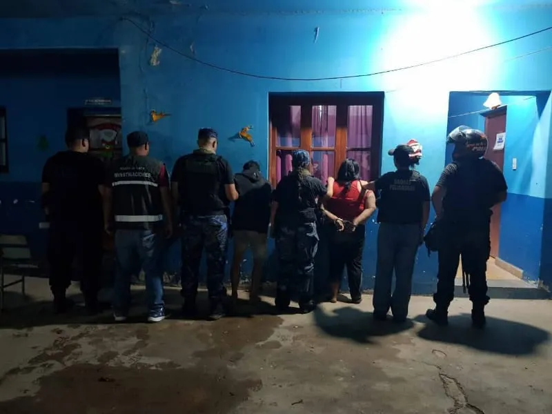 Madre e hija detenidos tras un homicidio en el norte de Salta.