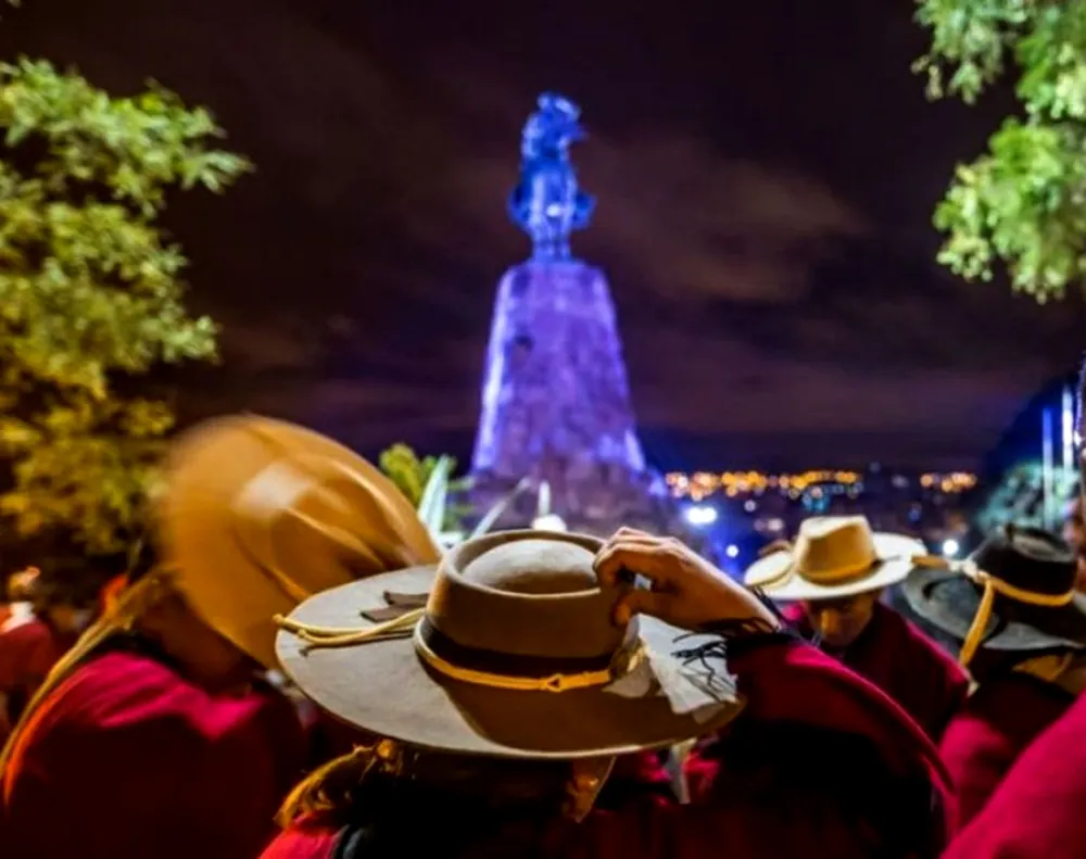 Guardia bajo las estrellas