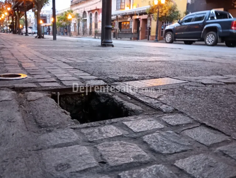 Pozos en la vereda 2
