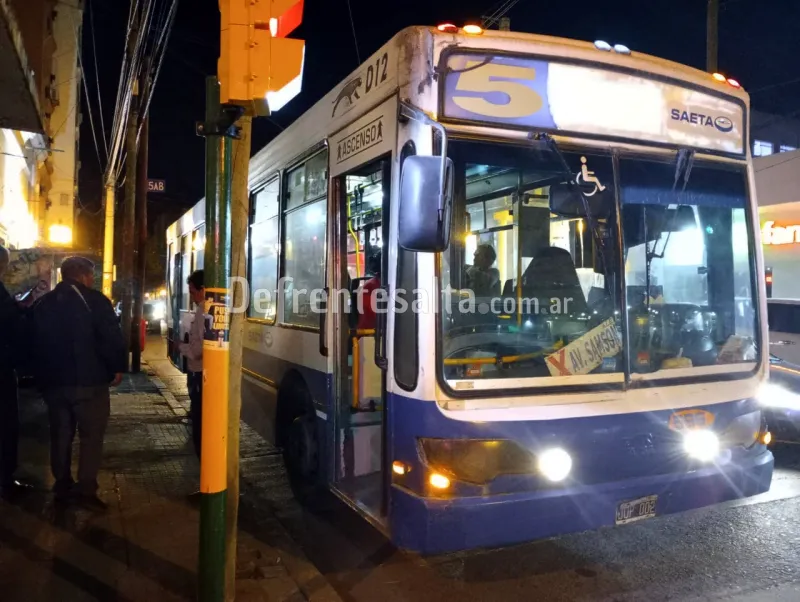 Colectivo averiado