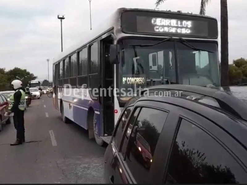 Accidente en avenida Paraguay.
