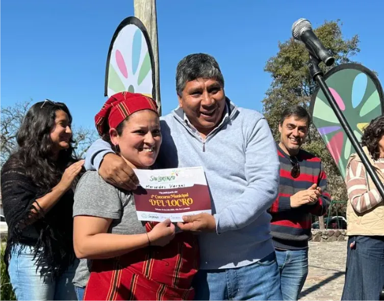 Ganadora del concurso del locro en San Lorenzo.