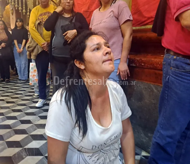 Marcela emocionada al llegar a la Catedral