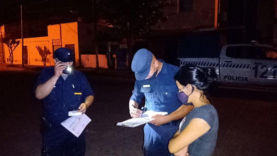 74194-la-policia-clausuro-fiestas-clandestinas-y-detecto-mas-de-500-incumplimientos-a-las-normativas-sanitarias