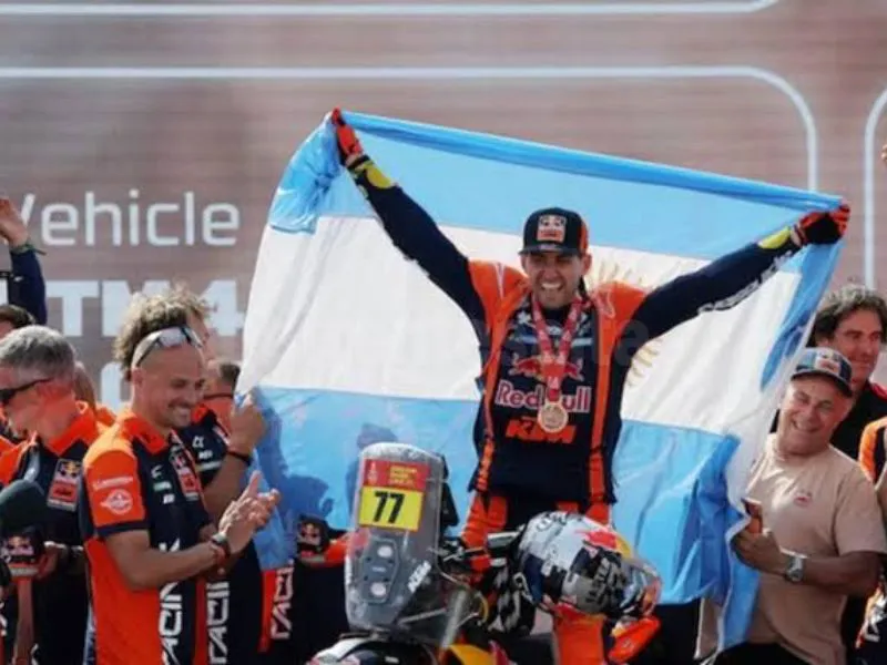Luciano Benavídez campeón Dakar 2026.