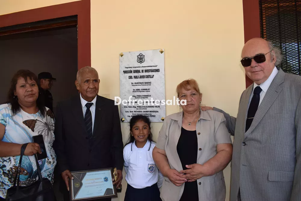Cornejo junto a familiares de Costilla