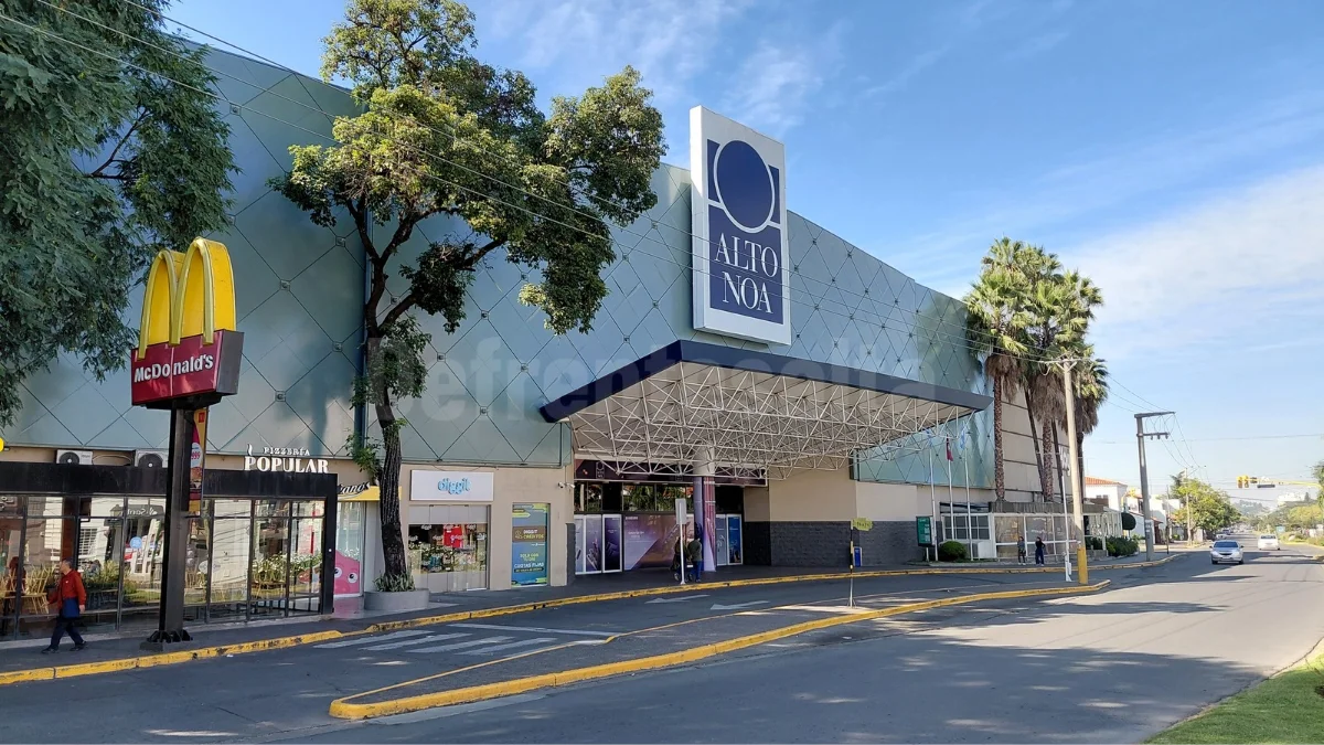 Alto Noa Shopping permanece cerrado hoy 1 de mayo.