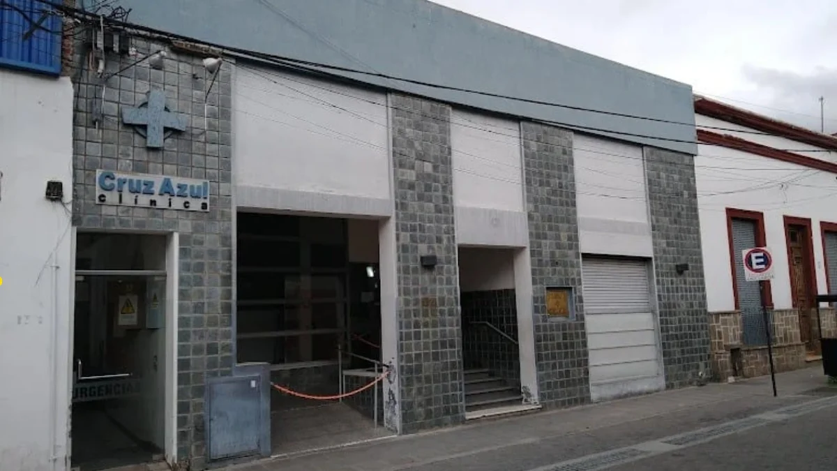 Detuvieron de una administrativa de Clinica Cruz Azul por labrar aptos médicos de forma irregular.