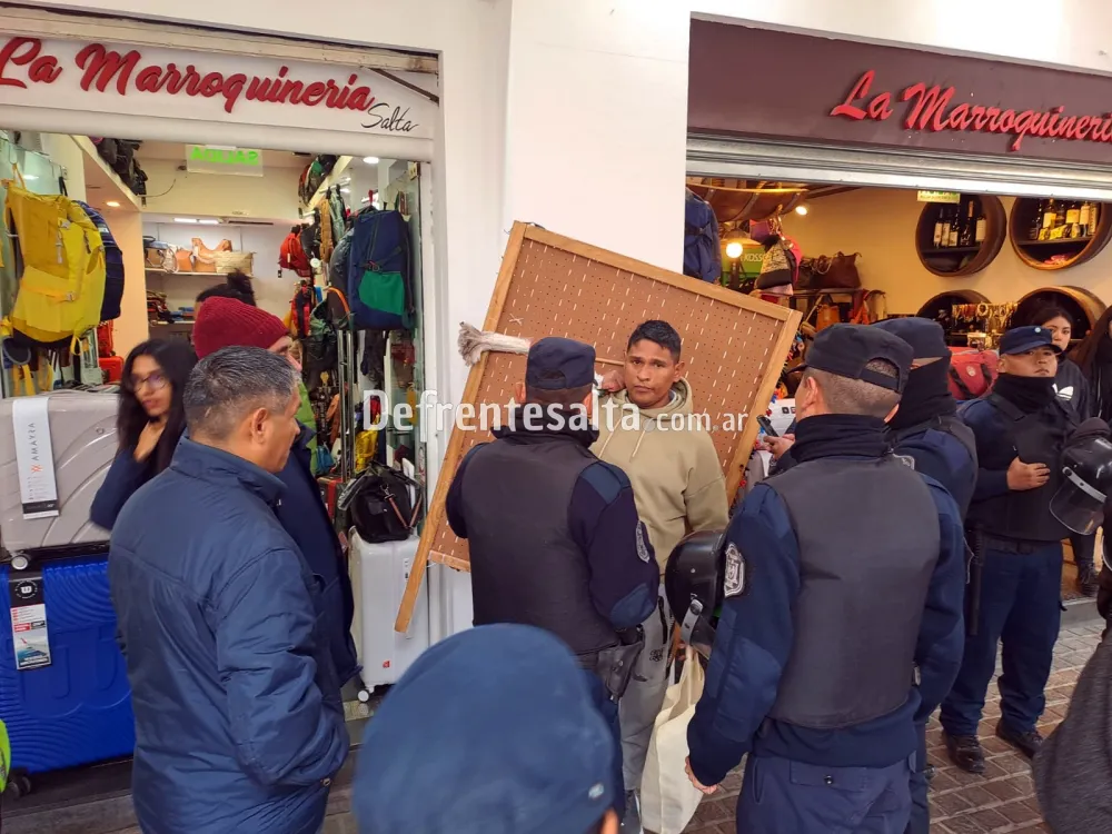 La Policía con un mantero