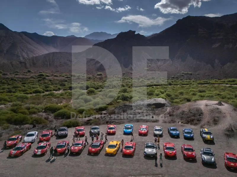 Ferraris en Cafayate.-