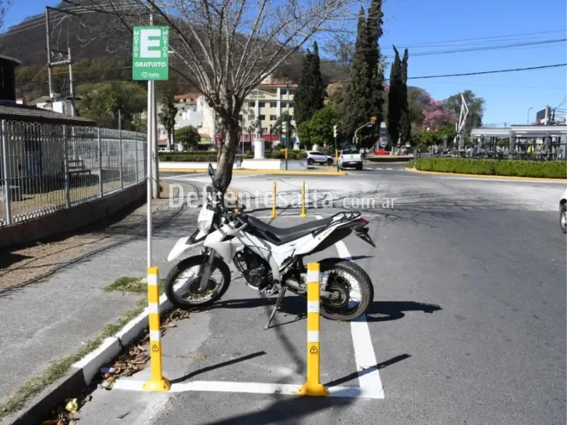 Nuevos lugares para estacionar motos. 