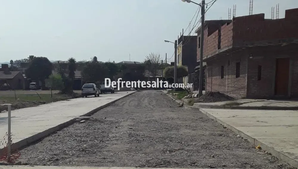 Obras abandonadas en barrio Los Ceibos