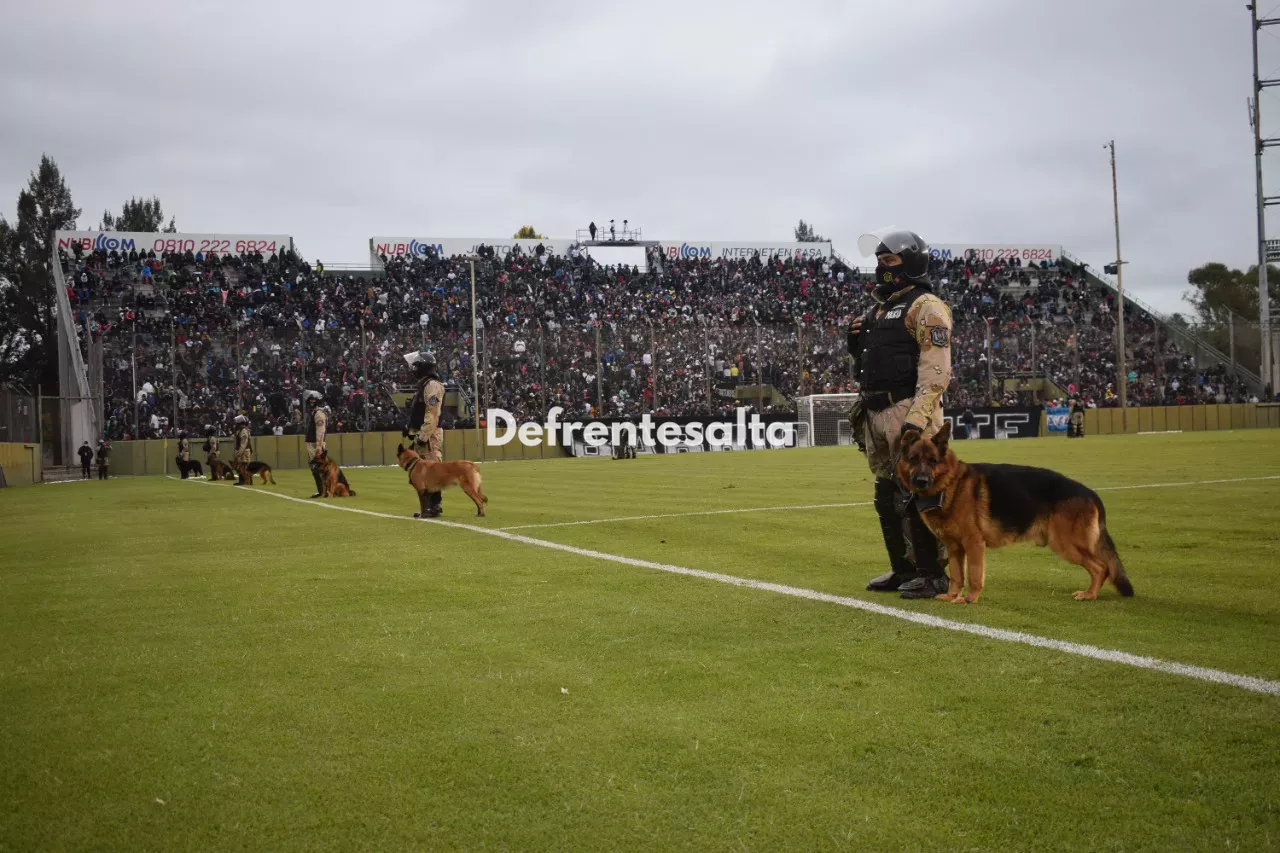 policia operativo