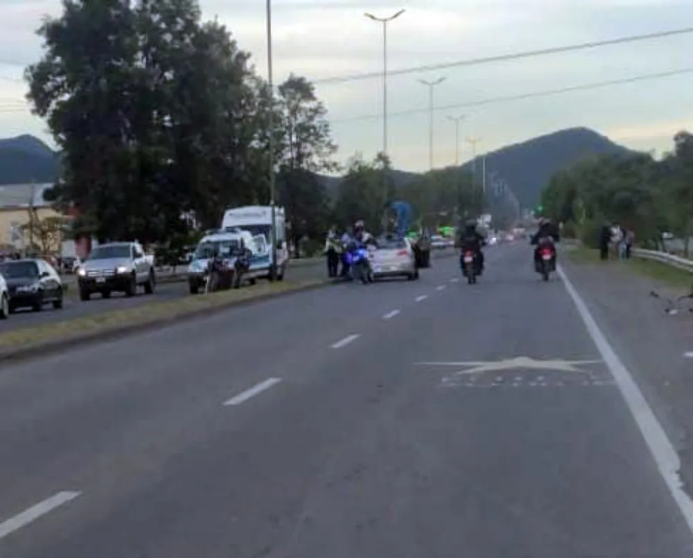 Sinistro vial en avenida Tavella