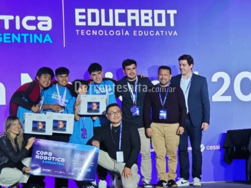 El equipo salteño campeón de la Copa Robótica Argentina 2025.