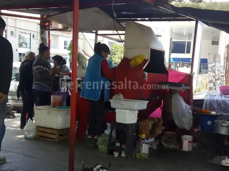 El tradicional carrito de papas con queso.