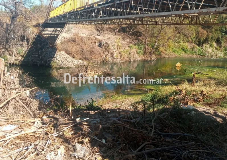 Puente barrio 20 de Junio