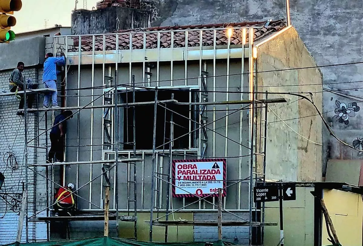 Obra paralizada