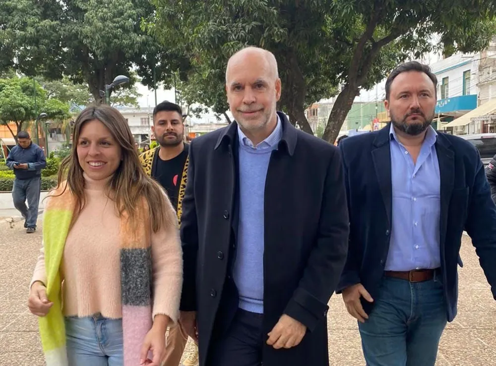 Larreta con Castillo y Liendo
