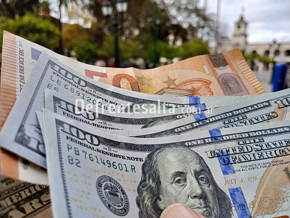 Dólar blue hoy en Salta. Foto: Guillermo Raspa.