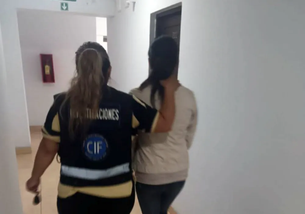 Mujer detenida