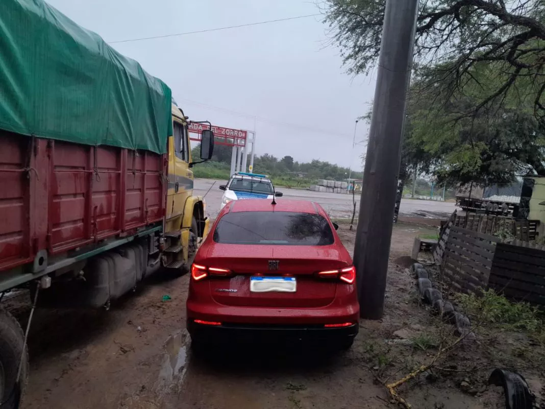 Auto robado y recuperado