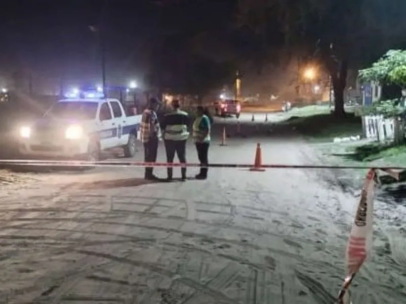 La Policía en el lugar de la tragedia.