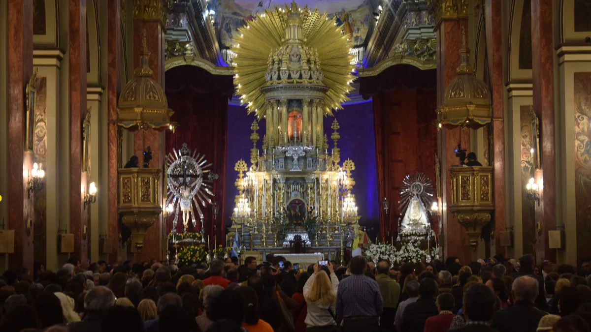 Señor y virgen del milagro catedral