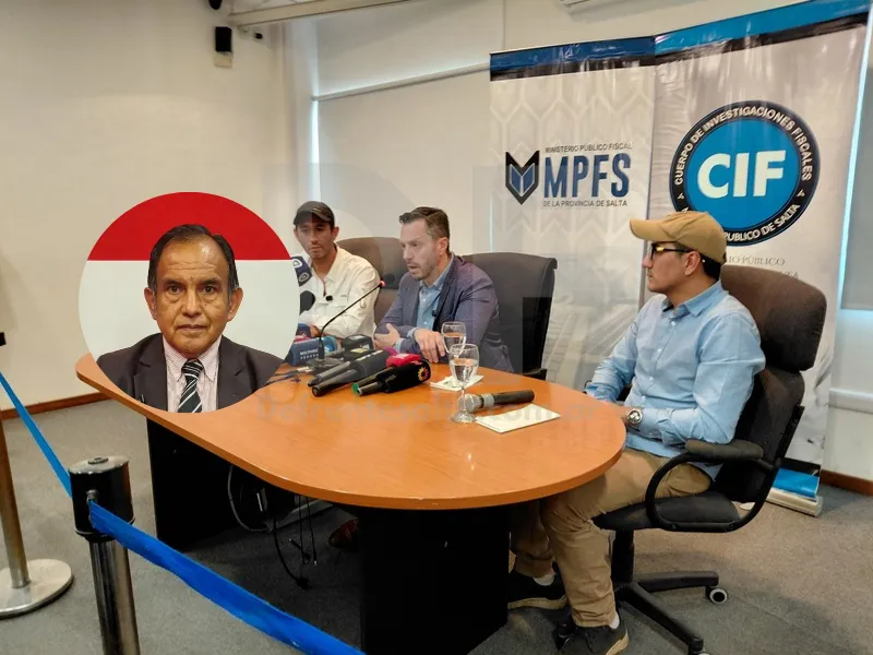 Fiscales en la conferencia de prensa por la muerte de Cordeyro.