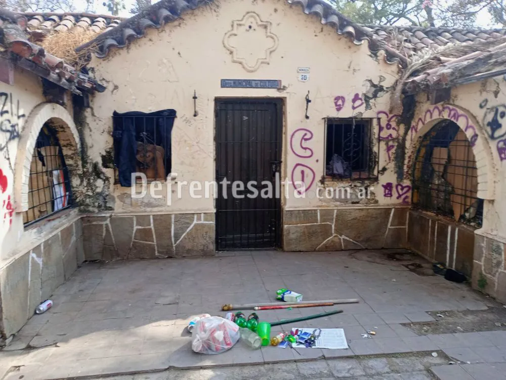 Inmueble tomado por okupas. Foto: Sol Salas. 