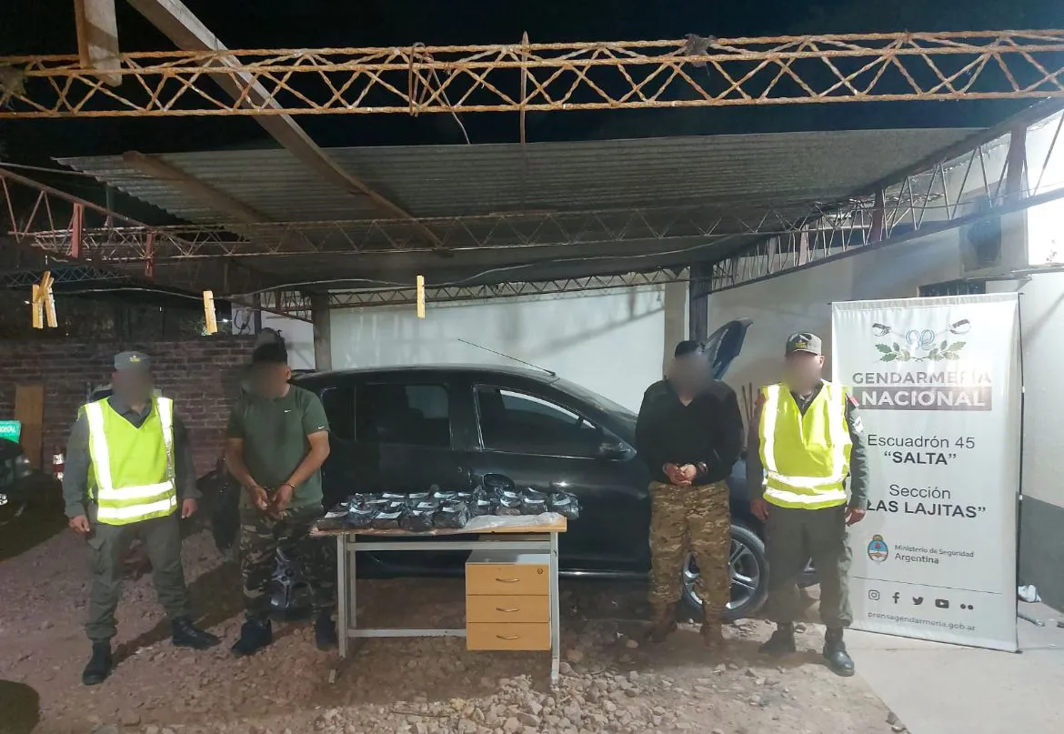 Cocaína auto doble fondo