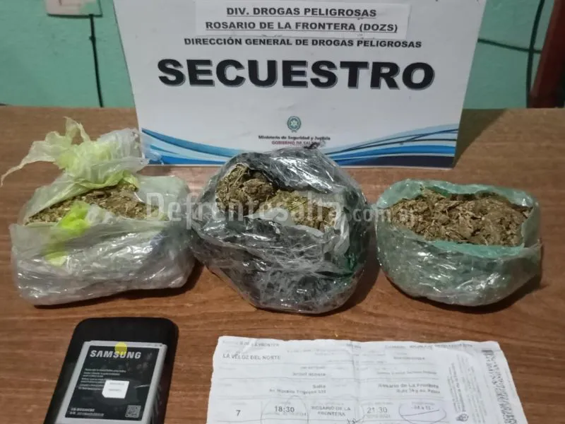 Todo esto tenía el pasajero.