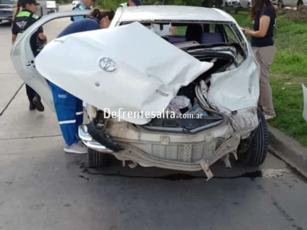 Siniestro vial en avenida Tavella.