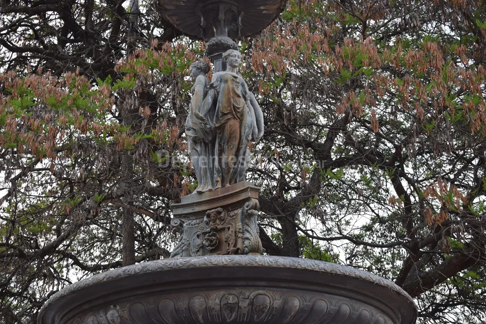 Fuente Plaza 9 de julio