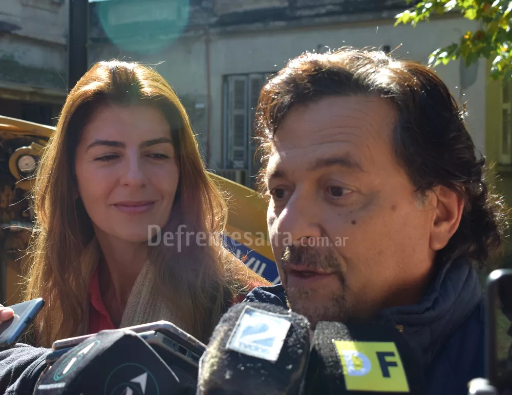 Gustavo Sáenz y Bettina Romero