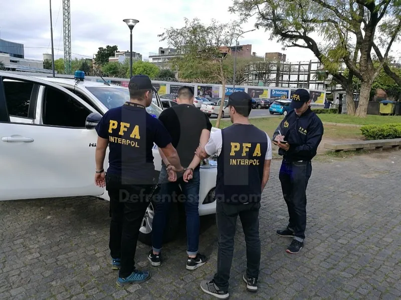 Operativo de detención. 