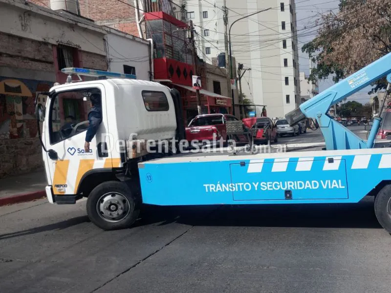 Tránsito cortado en Mitre al 1000.