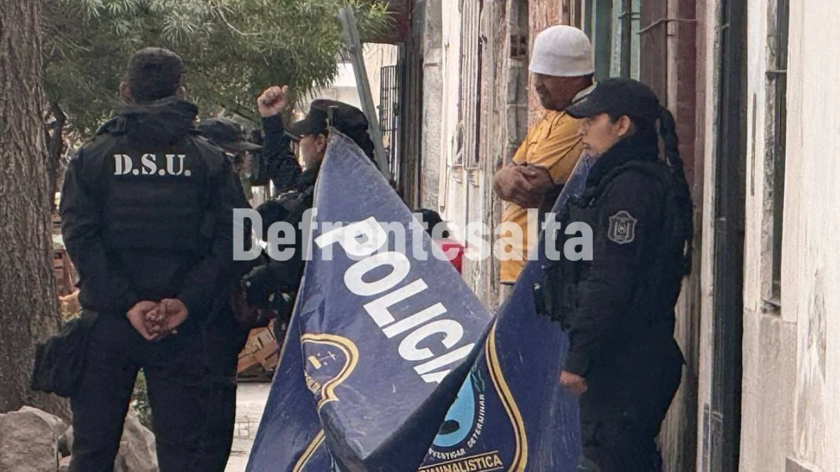 policia persona sin vida
